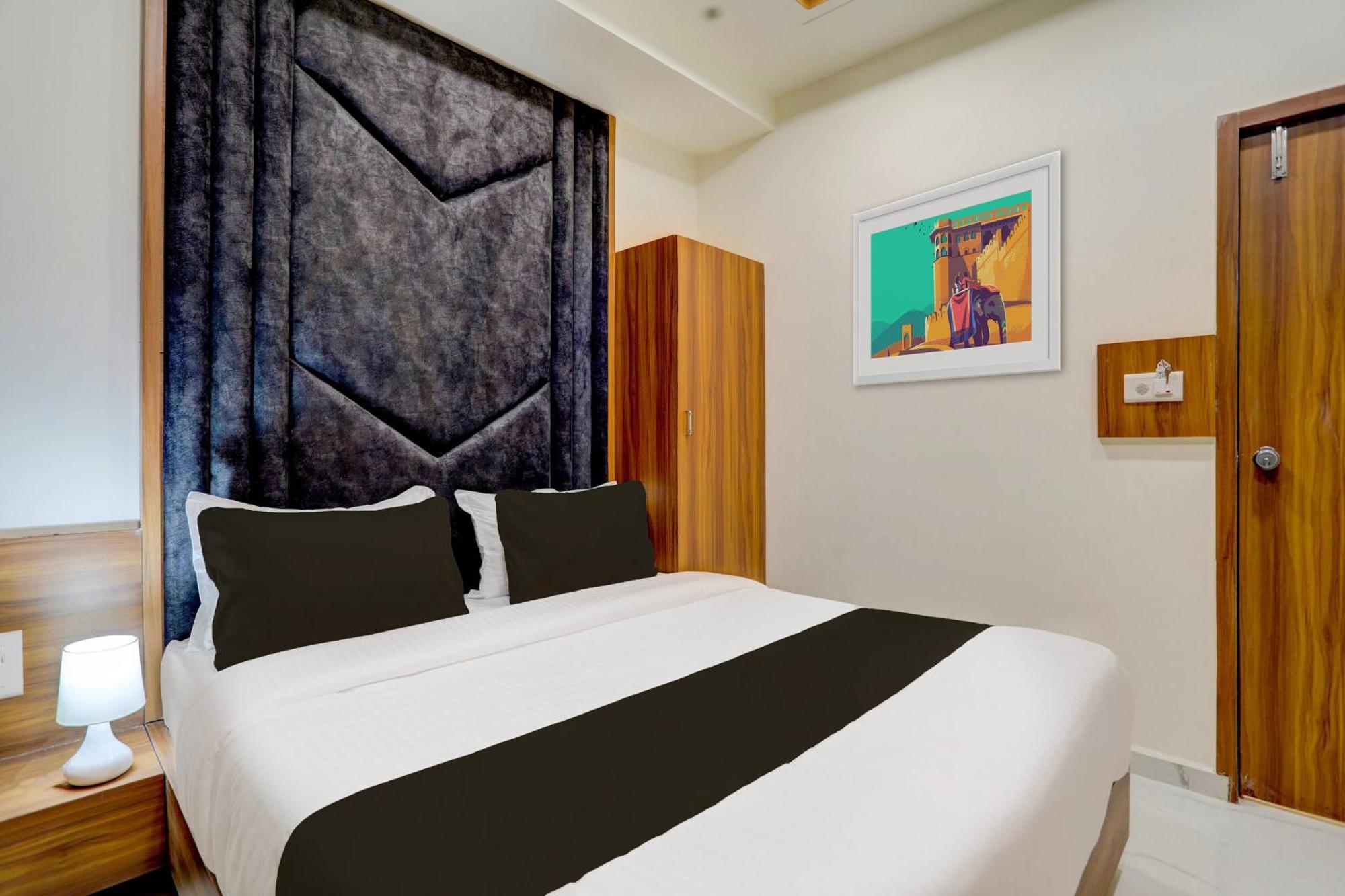 Hotel O Sun Light أحمد أباد المظهر الخارجي الصورة