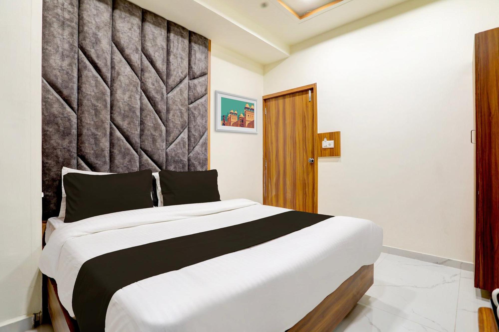 Hotel O Sun Light أحمد أباد المظهر الخارجي الصورة