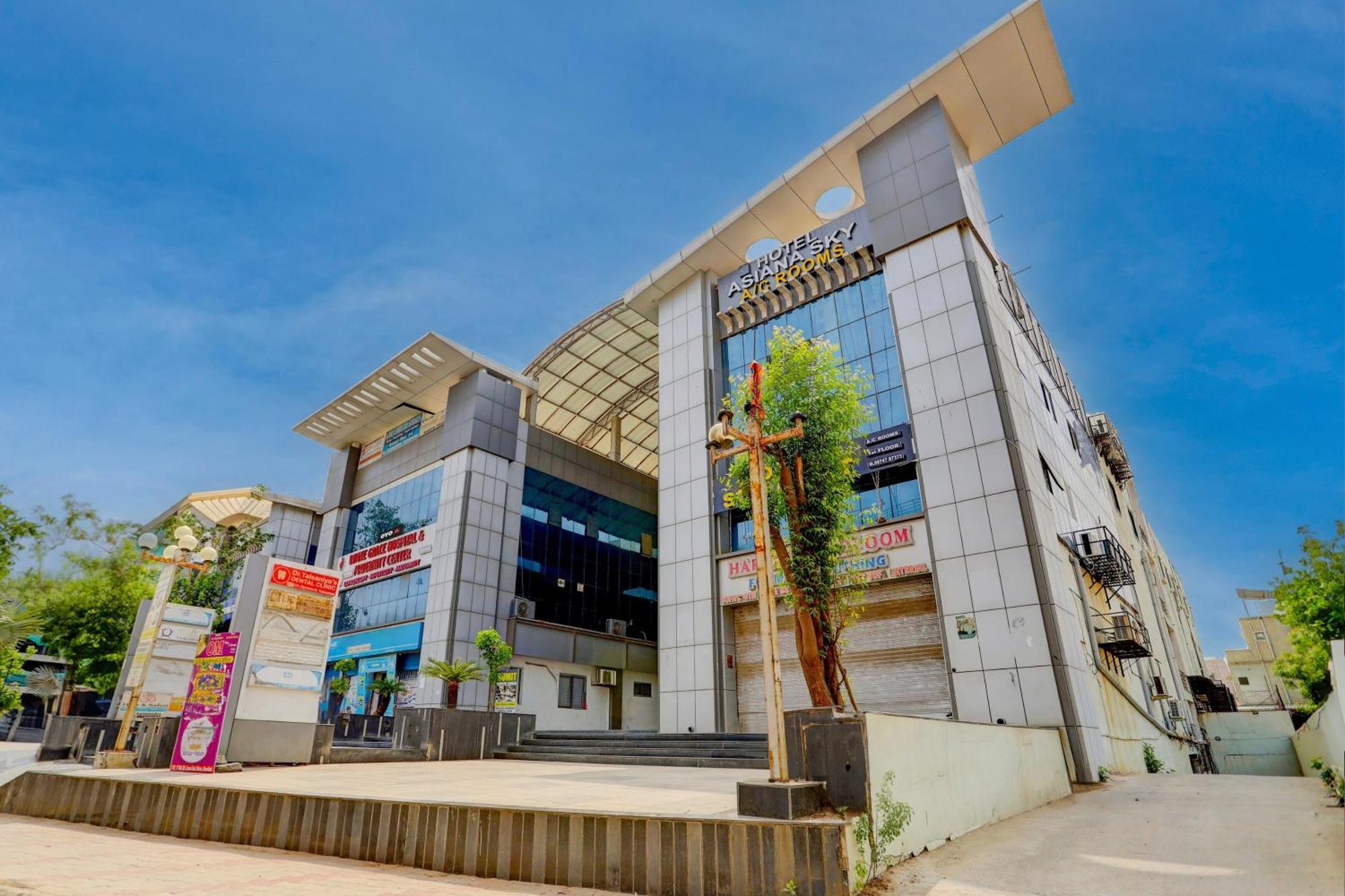 Hotel O Sun Light أحمد أباد المظهر الخارجي الصورة