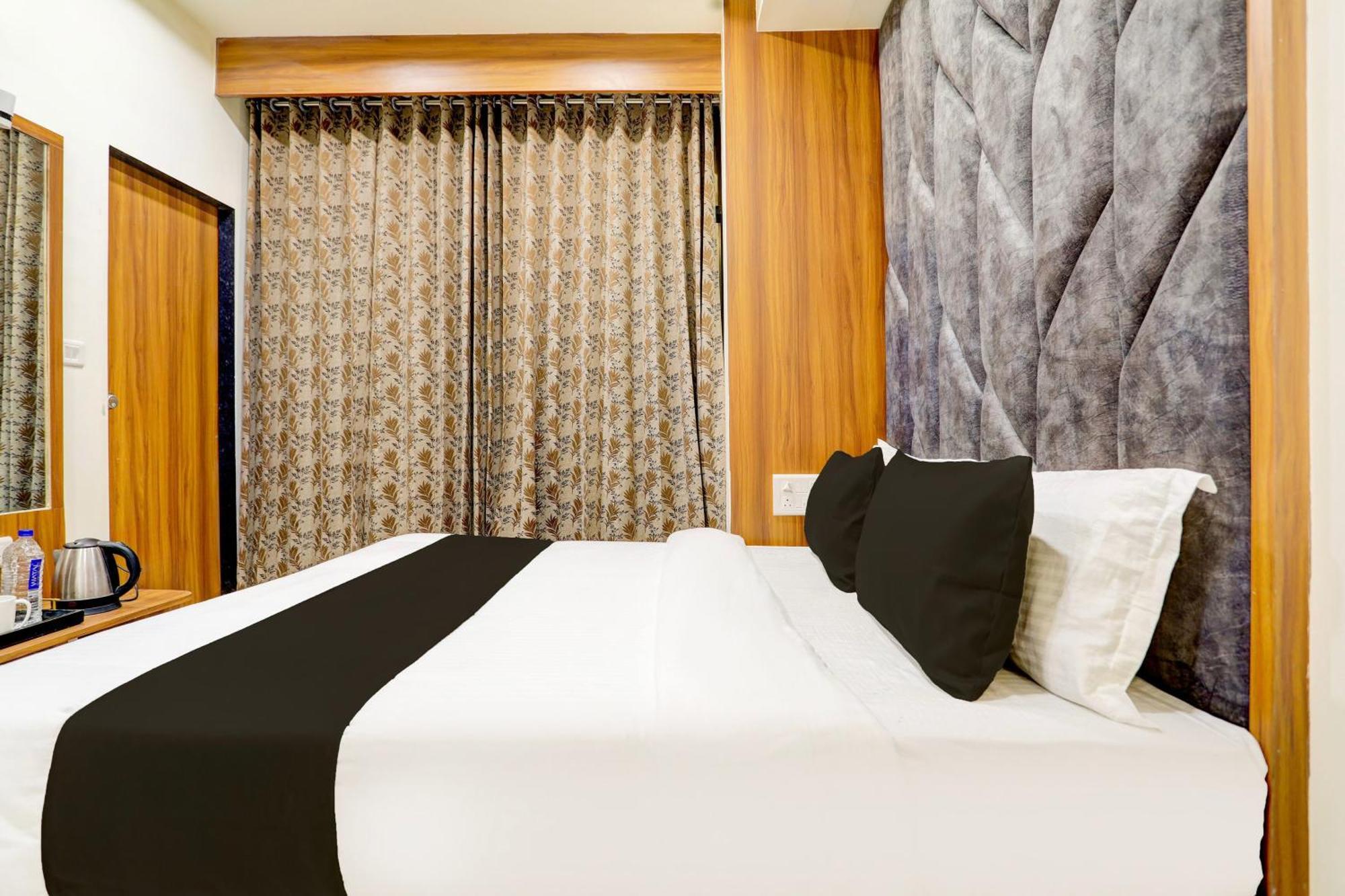 Hotel O Sun Light أحمد أباد المظهر الخارجي الصورة