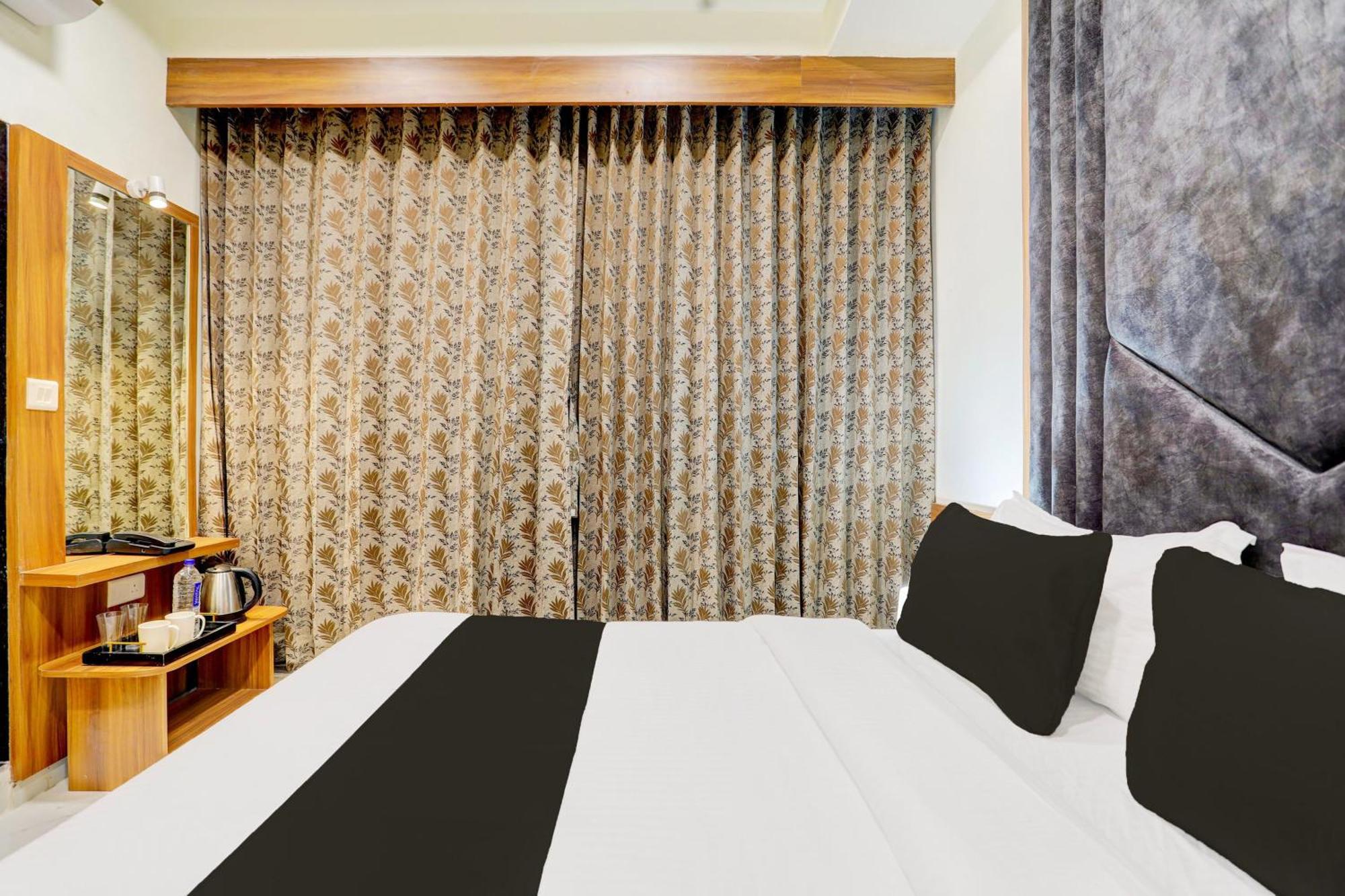 Hotel O Sun Light أحمد أباد المظهر الخارجي الصورة